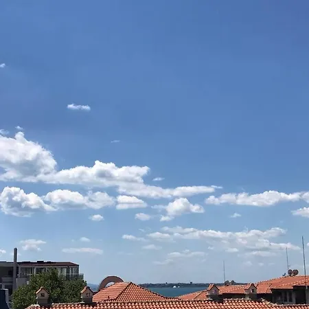 комфортное жильё в 250 метрах от моря ! Appartement Sveti Vlas