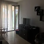 Apartment комфортное жильё в 250 метрах от моря ! Sveti Vlas